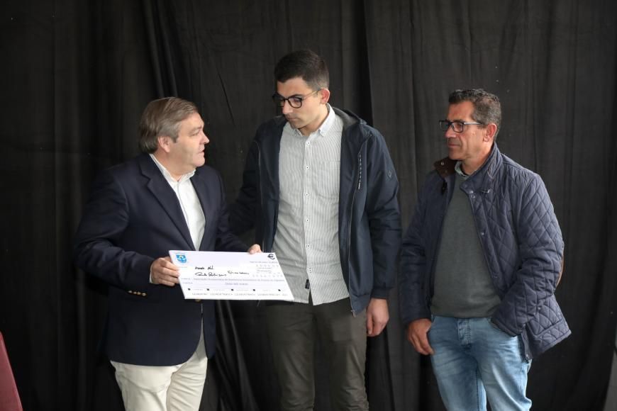 Donativo da Junta de Freguesia aos Bombeiros de Fornos de Algodres!